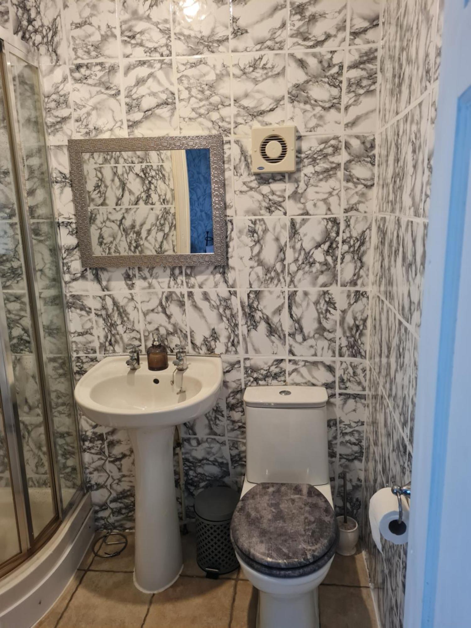 The Oast Apartment Maidstone Bagian luar foto